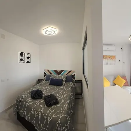 Apartamento Verdiales Sunset Terrace. Balcony , Seasonal Pool And Great Views.